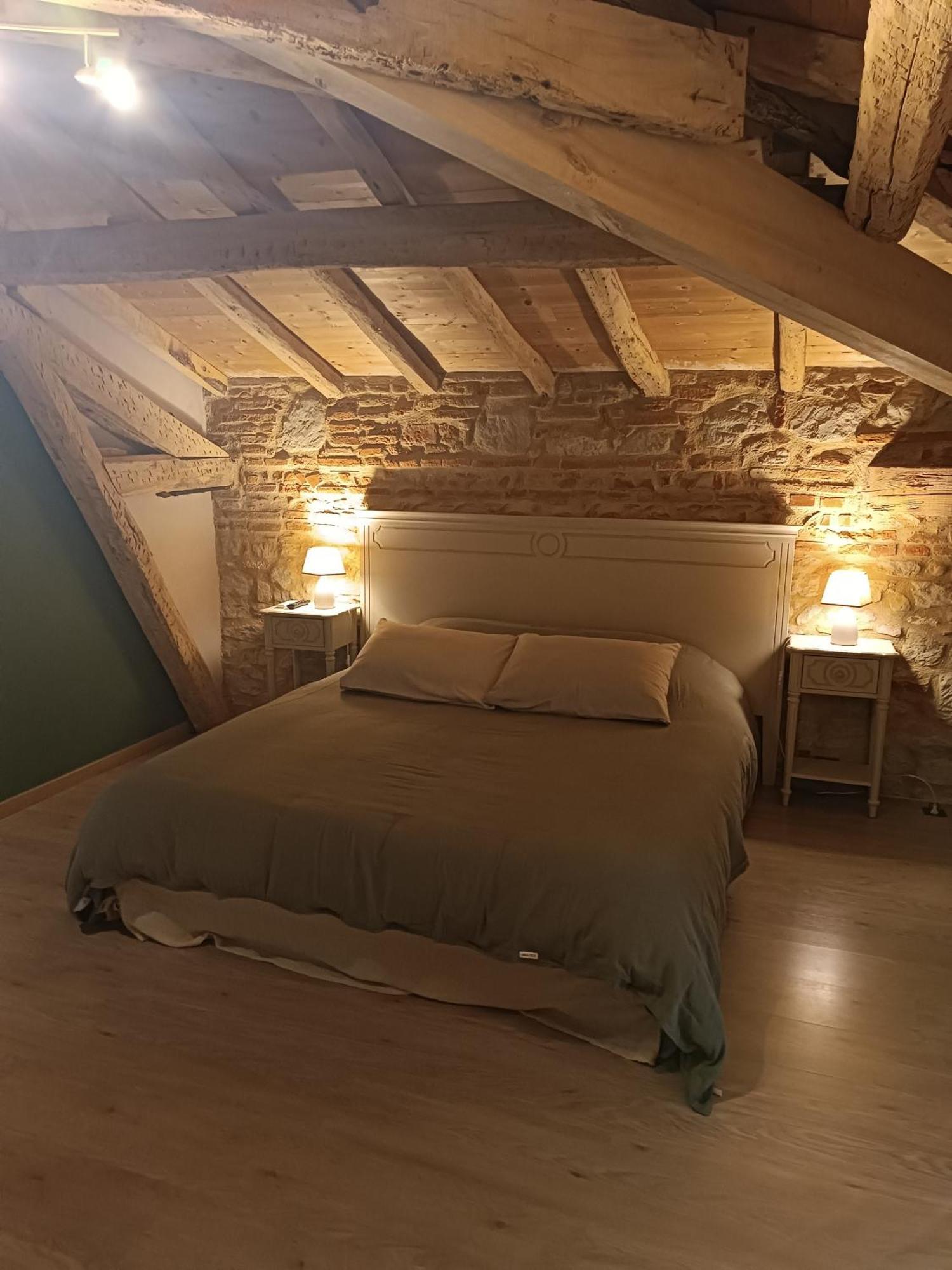 Hotel Le Jardin Des Cedres Lavaur  Zimmer foto