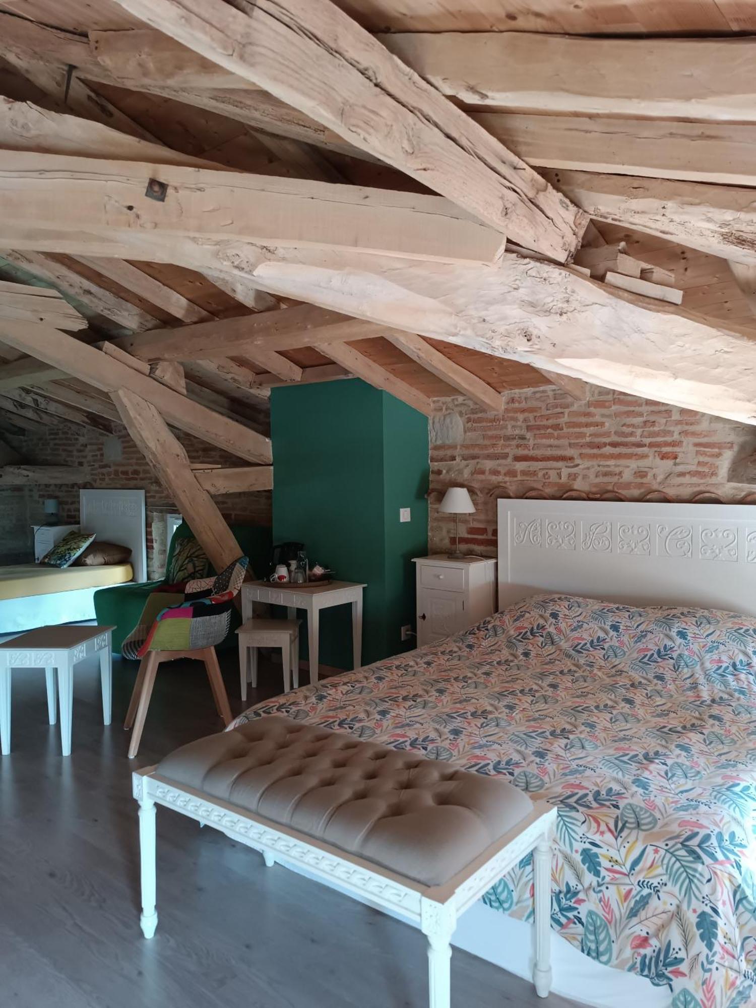 Hotel Le Jardin Des Cedres Lavaur  Zimmer foto